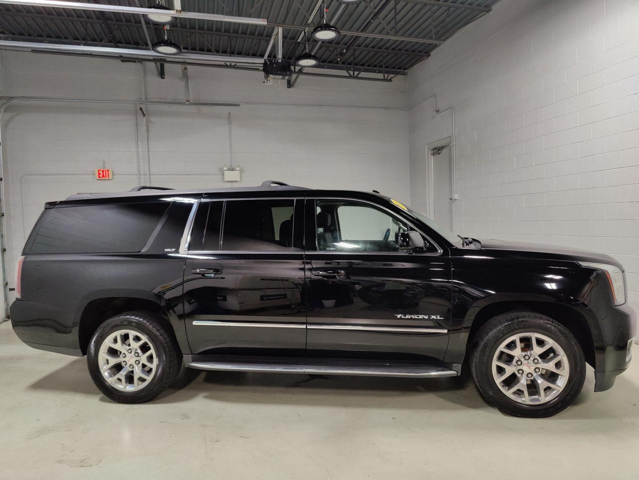 Used 2016 GMC Yukon XL SLT in Carol Stream IL