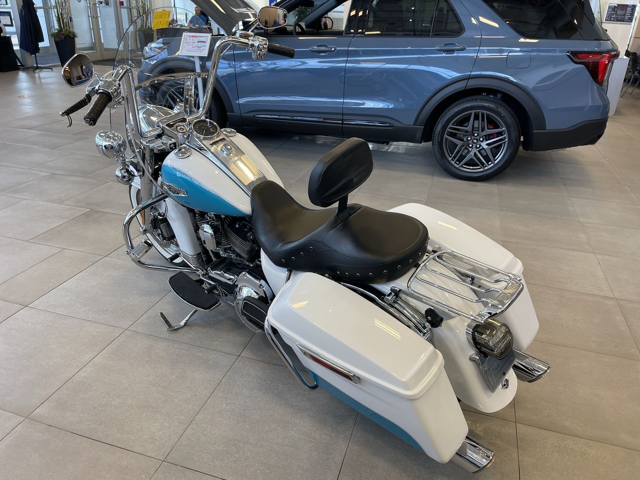 2016 HARLEY DAVIDSON ROADKING FLHR Sherwood Park AB
