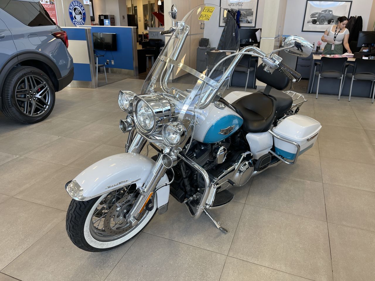 2016 HARLEY DAVIDSON ROADKING FLHR Sherwood Park AB