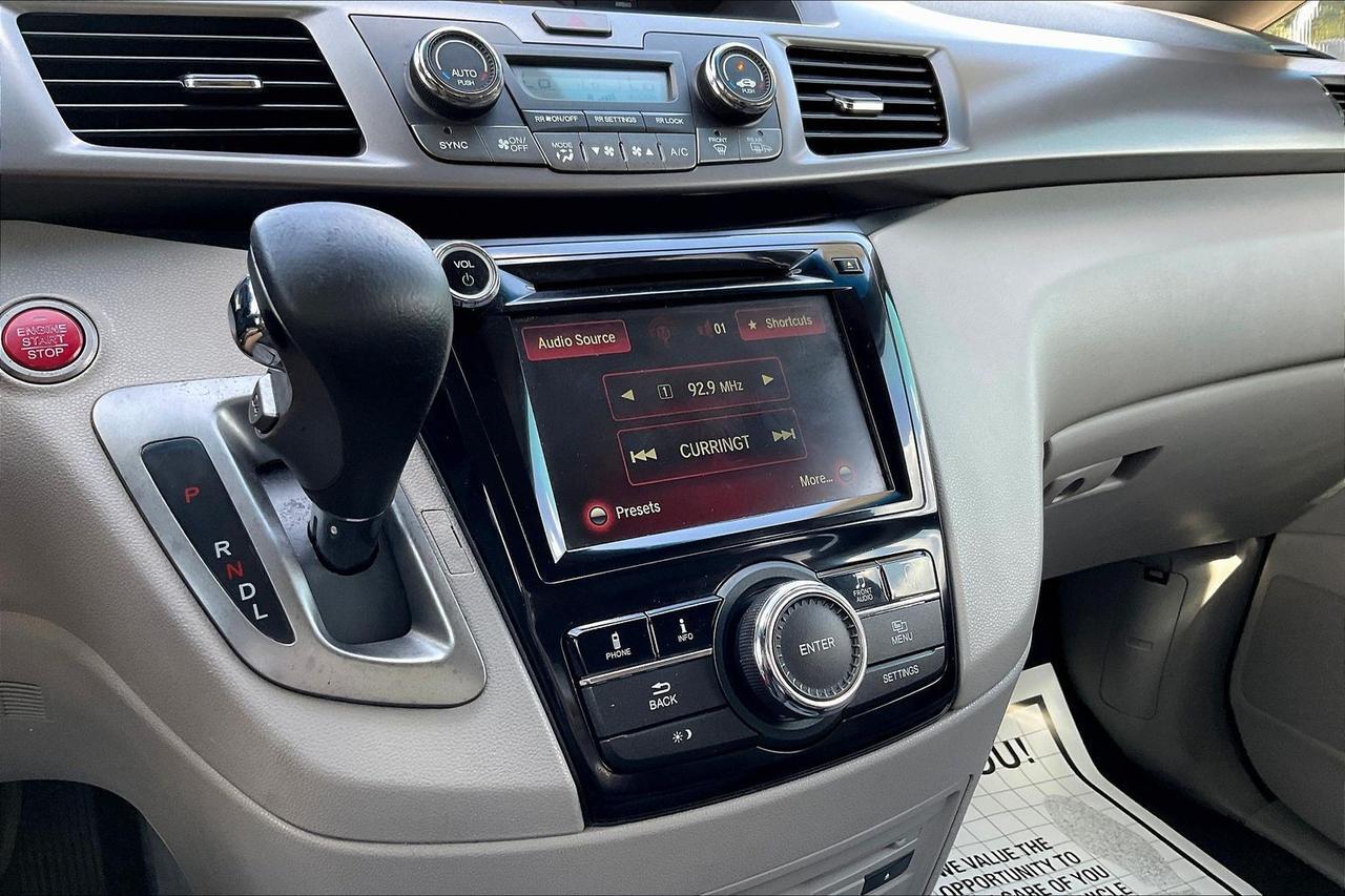 2016 HONDA ODYSSEY SE Houston TX