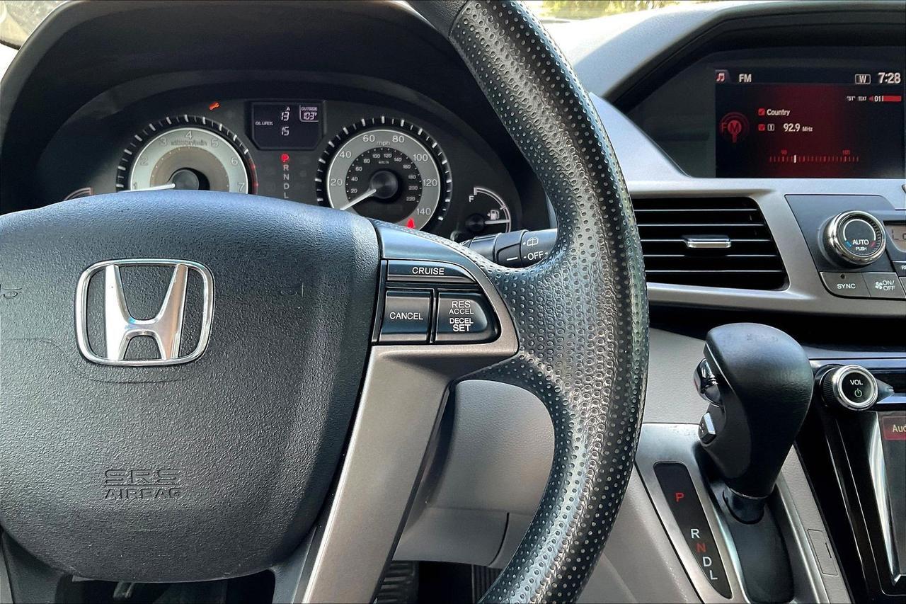 2016 HONDA ODYSSEY SE Houston TX