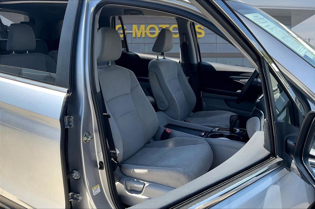 2016 HONDA PILOT EX Houston TX
