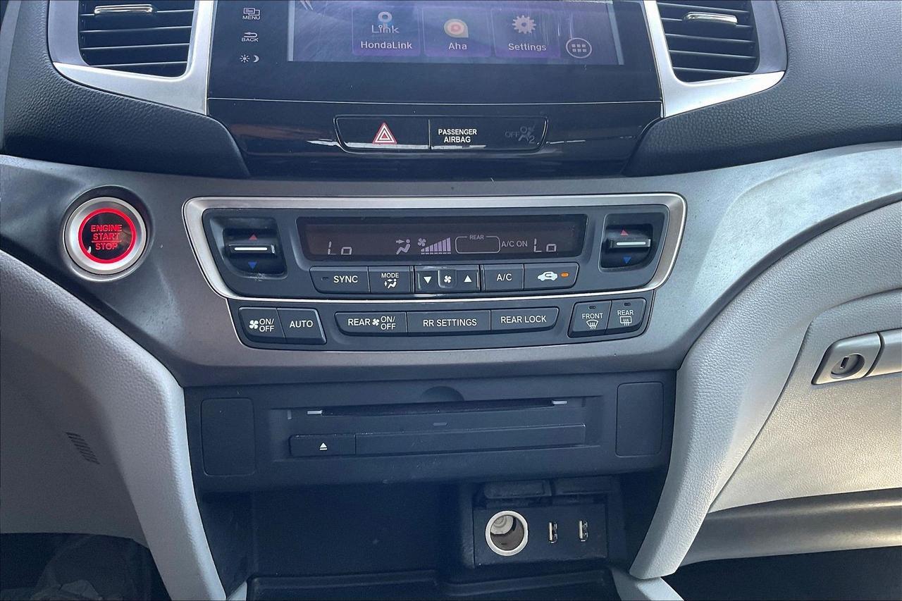 2016 HONDA PILOT EX Houston TX