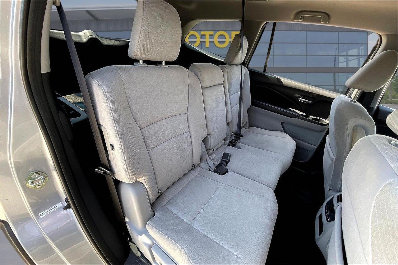 2016 HONDA PILOT EX Houston TX