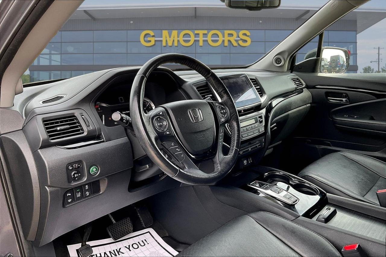 2016 HONDA PILOT TOURING Houston TX