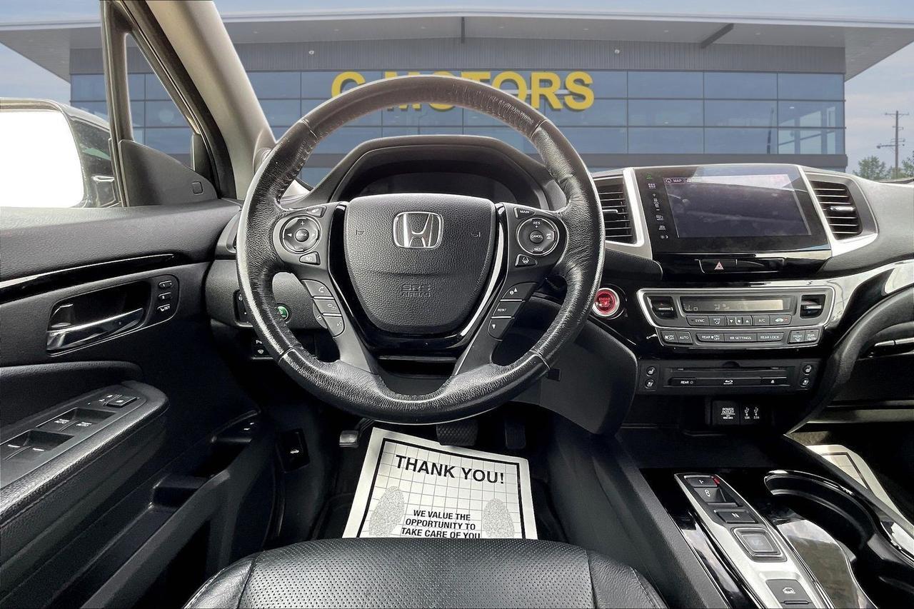2016 HONDA PILOT TOURING Houston TX