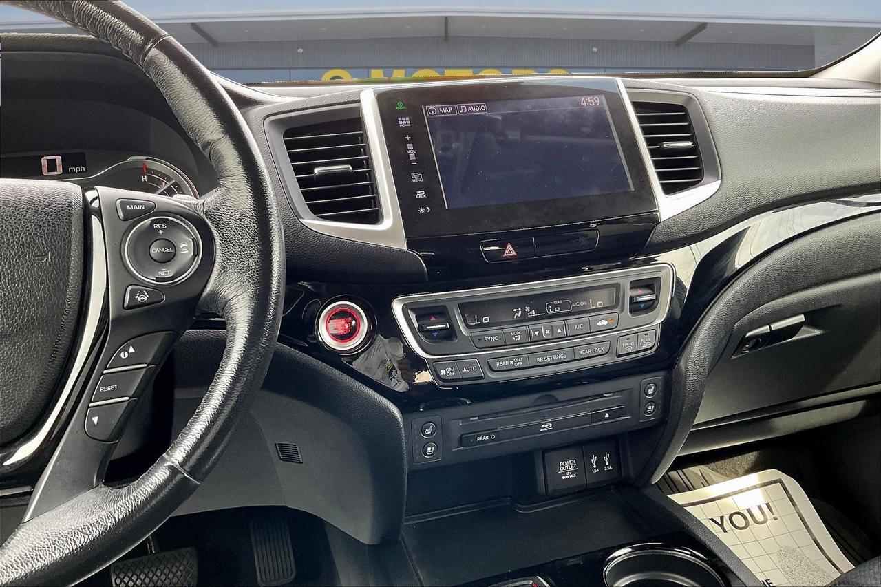 2016 HONDA PILOT TOURING Houston TX
