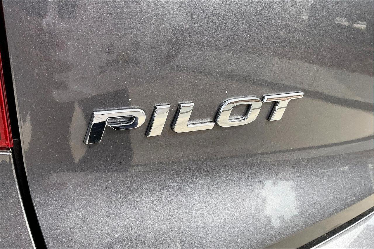 2016 HONDA PILOT TOURING Houston TX