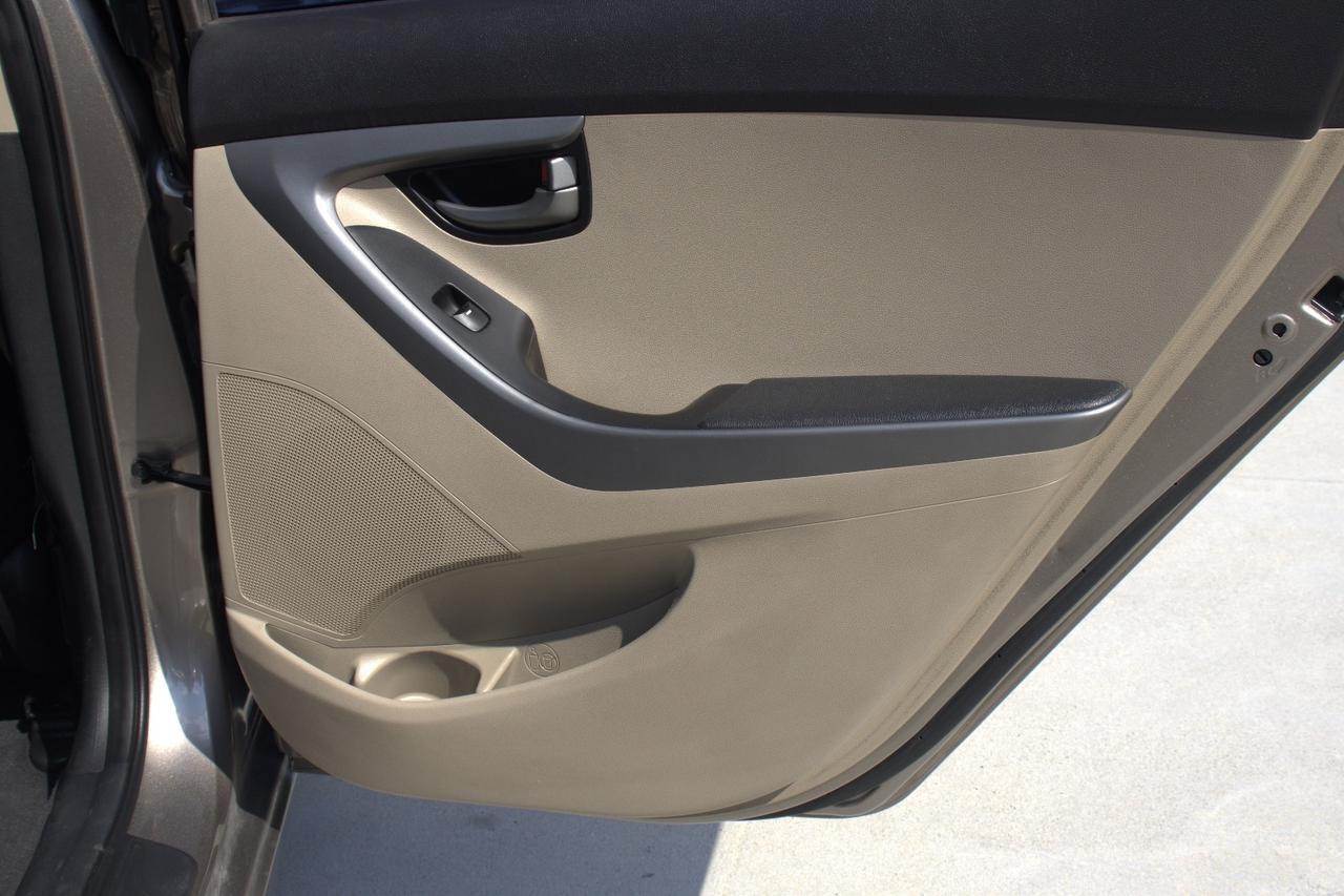 2016 HYUNDAI ELANTRA SE Houston TX