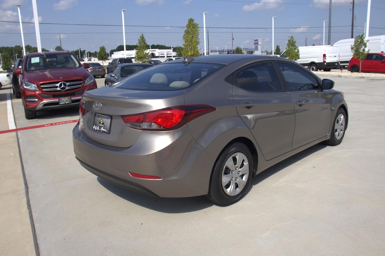 2016 HYUNDAI ELANTRA SE Houston TX