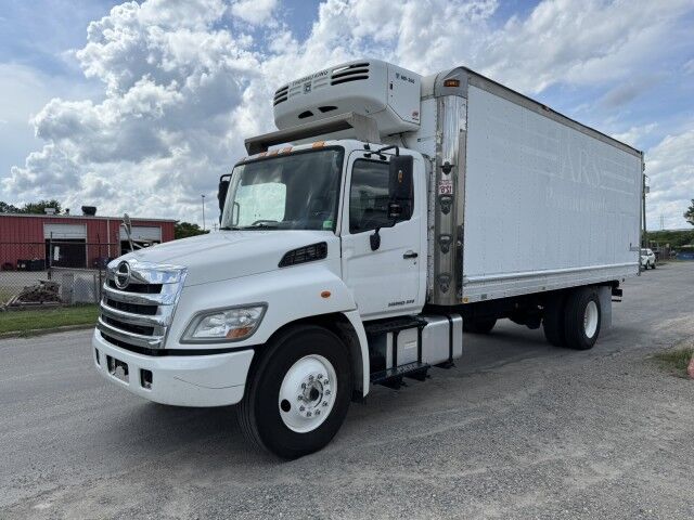 2016 Hino 22 ' Refrigerated Box Truck  Henrico VA