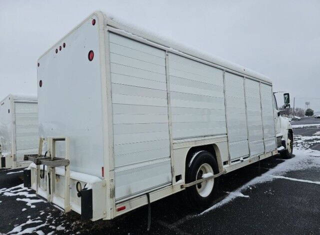 2016 Hino 338 Beverage Box