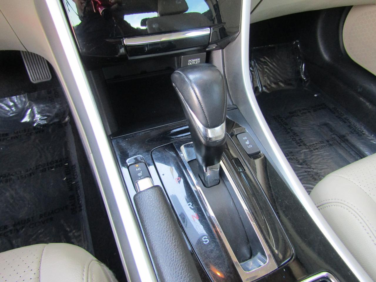 2016 Honda Accord 4dr V6 Auto EX-L w/Navi & Honda Sensing Grand Prairie TX