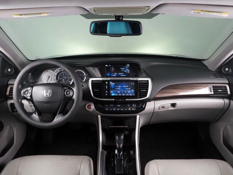 2016 Honda Accord Sedan EX-L V6 *BACKUP-CAMERA, COLOR TOUCHSCREEN, MOONROOF, LEATHER, HEATED SEATS, REMOTE START, KEYLESS ENTRY, 17 INCH ALLOYS, ANDROID & APPLE