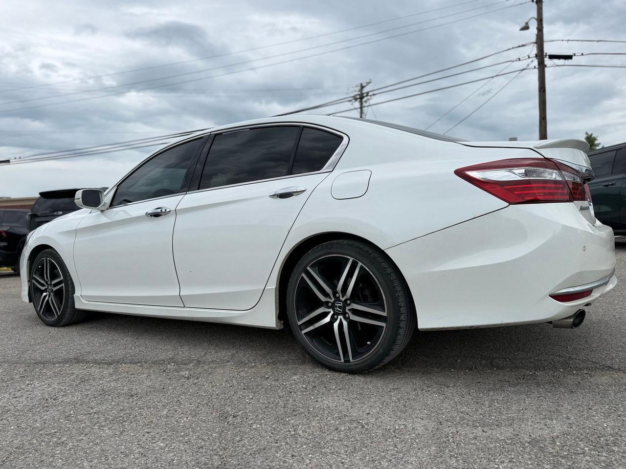 2016 Honda Accord Touring Crestwood KY