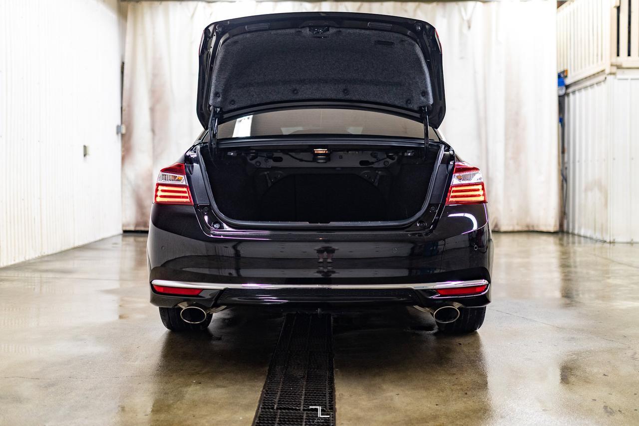 2016 Honda Accord Touring Leather Roof Nav BCam Red Deer AB