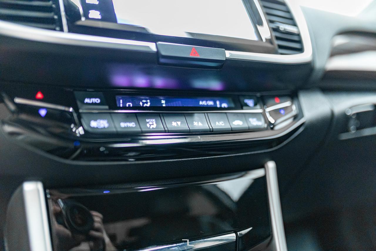 2016 Honda Accord Touring Leather Roof Nav BCam Red Deer AB