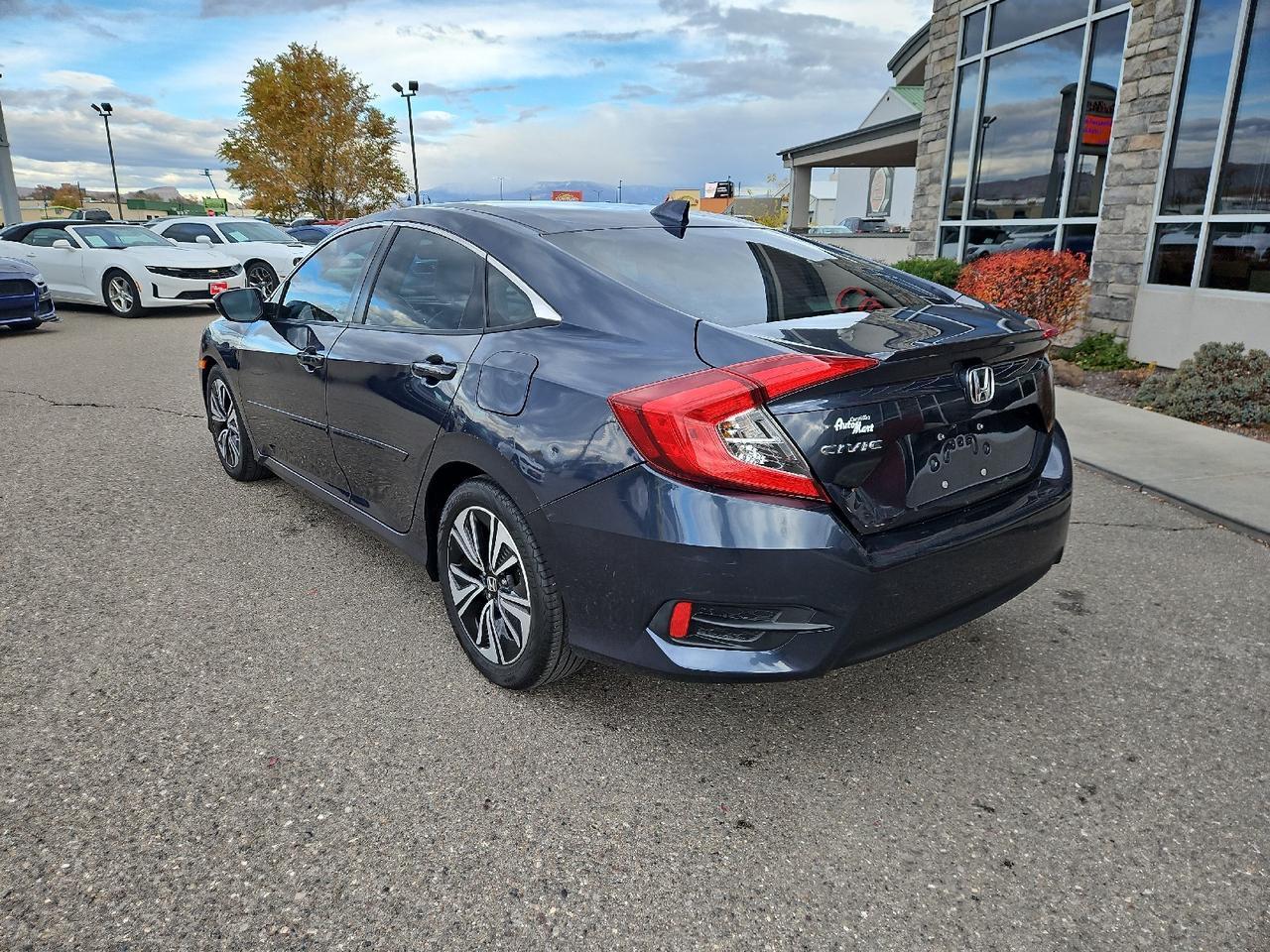 2016 Honda Civic EX-L photo 3