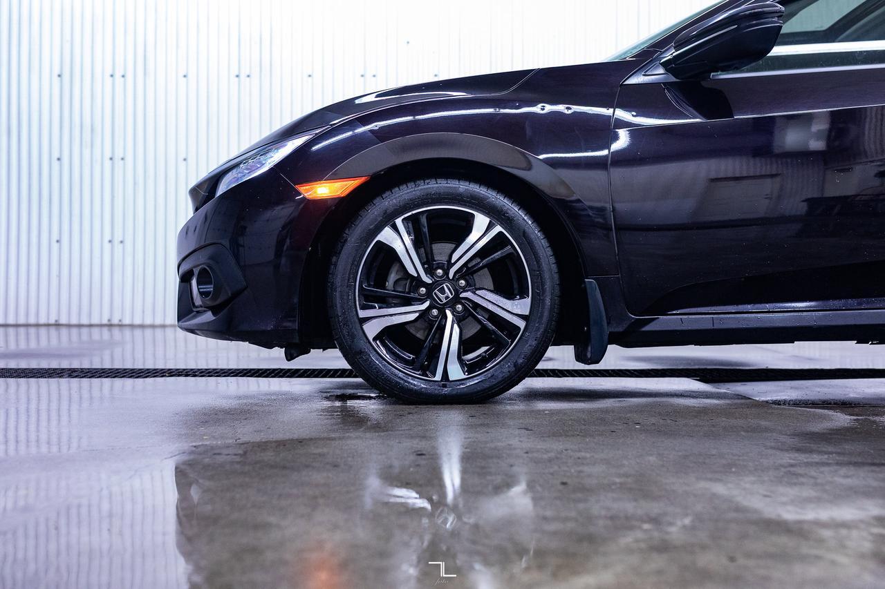 2016 Honda Civic Sedan Touring Leather Roof Nav BCam Red Deer AB