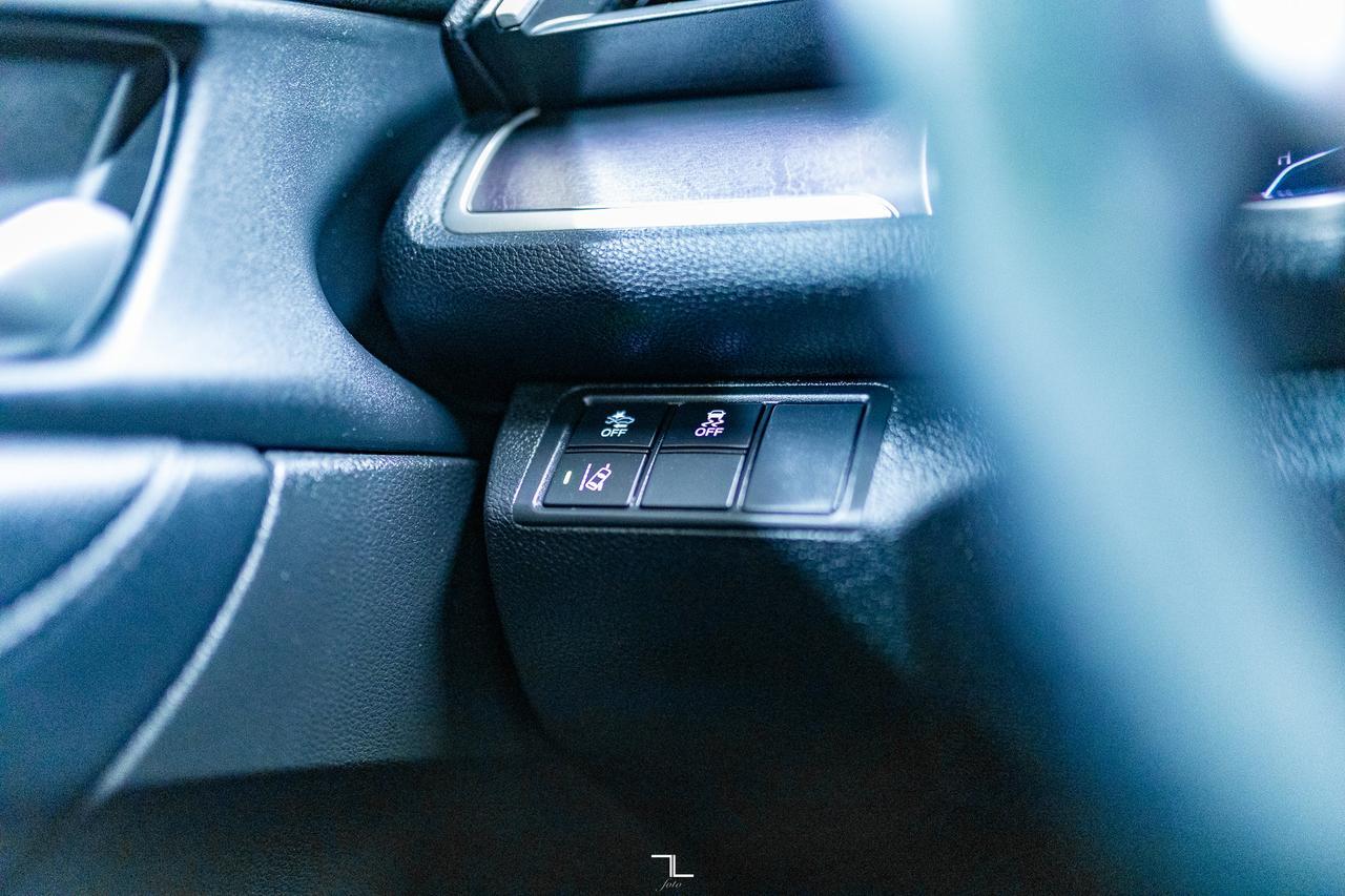 2016 Honda Civic Sedan Touring Leather Roof Nav BCam Red Deer AB