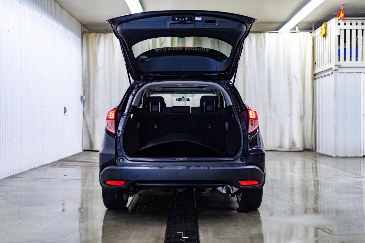 2016 Honda HR-V AWD EX Roof BCam Red Deer AB