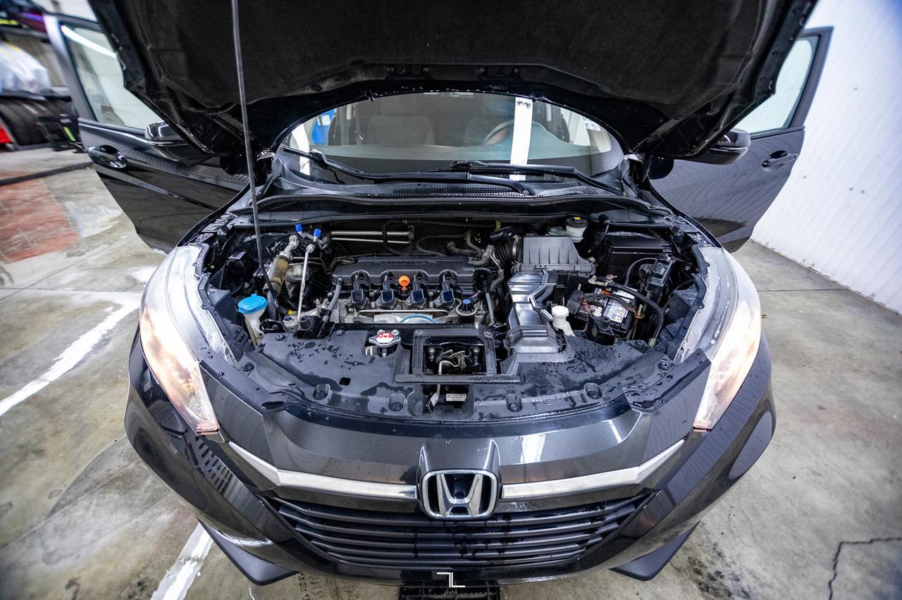 2016 Honda HR-V AWD EX Roof BCam Red Deer AB