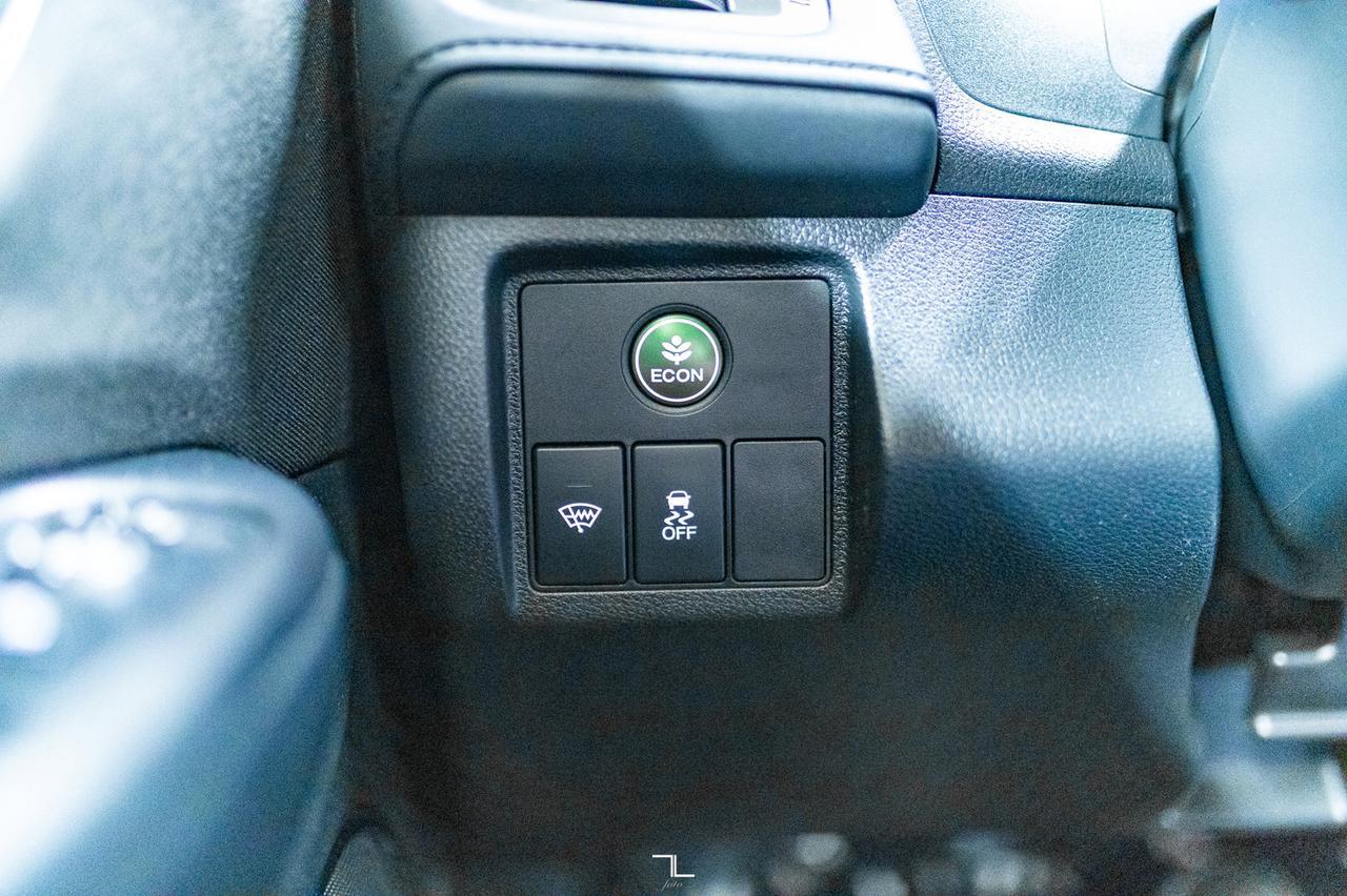 2016 Honda HR-V AWD EX Roof BCam Red Deer AB