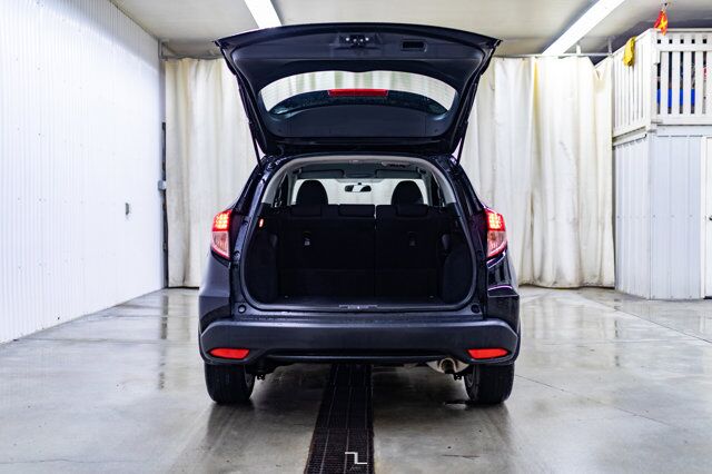 2016 Honda HR-V AWD LX BCam Red Deer AB