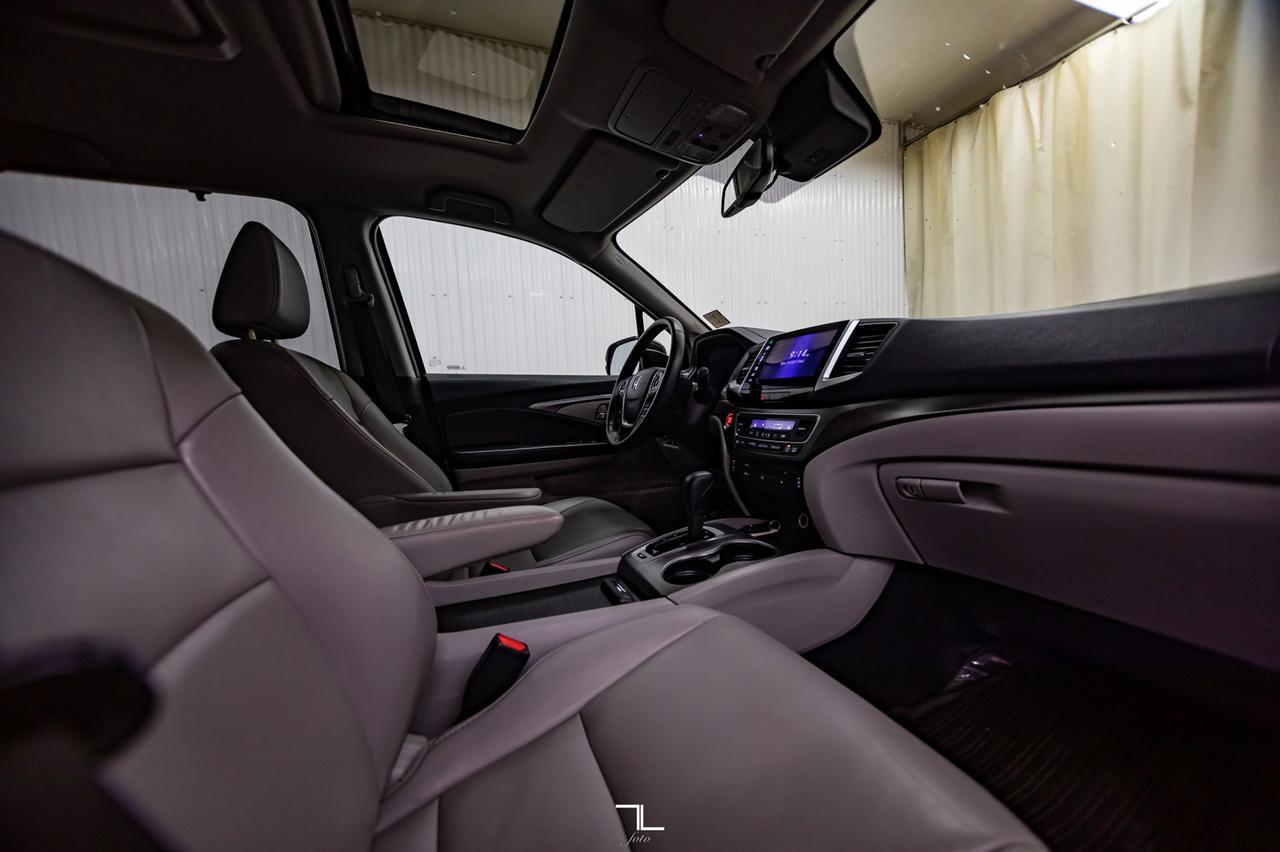 2016 Honda Pilot AWD EX-L Leather Roof BCam TV Red Deer AB