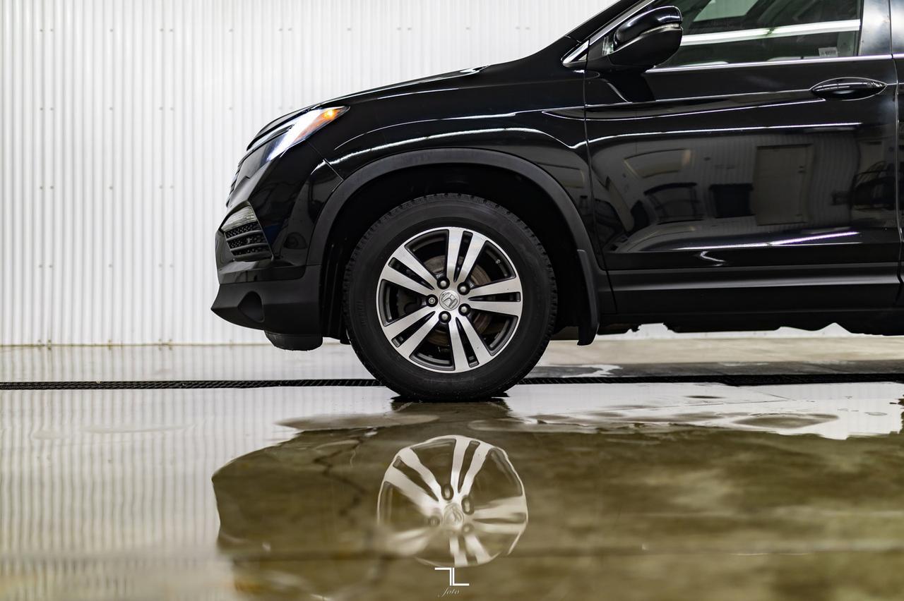 2016 Honda Pilot AWD EX-L Leather Roof BCam TV Red Deer AB