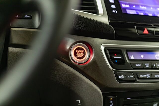 2016 Honda Pilot AWD EX-L Leather Roof BCam TV Red Deer AB