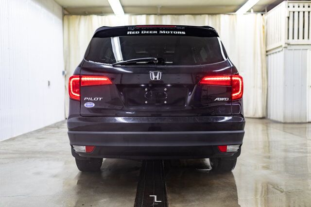 2016 Honda Pilot AWD EX-L Leather Roof BCam TV Red Deer AB