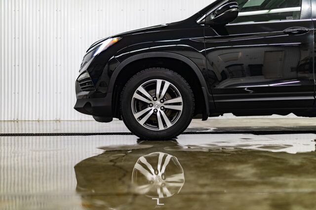 2016 Honda Pilot AWD EX-L Leather Roof BCam TV Red Deer AB