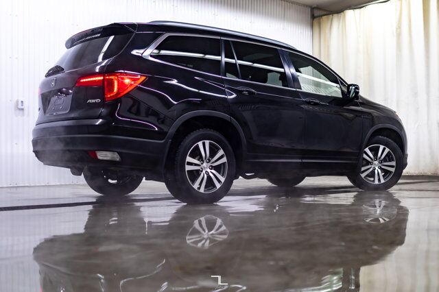 2016 Honda Pilot AWD EX-L Leather Roof BCam TV Red Deer AB