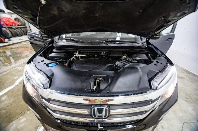 2016 Honda Pilot AWD EX-L Leather Roof BCam TV Red Deer AB