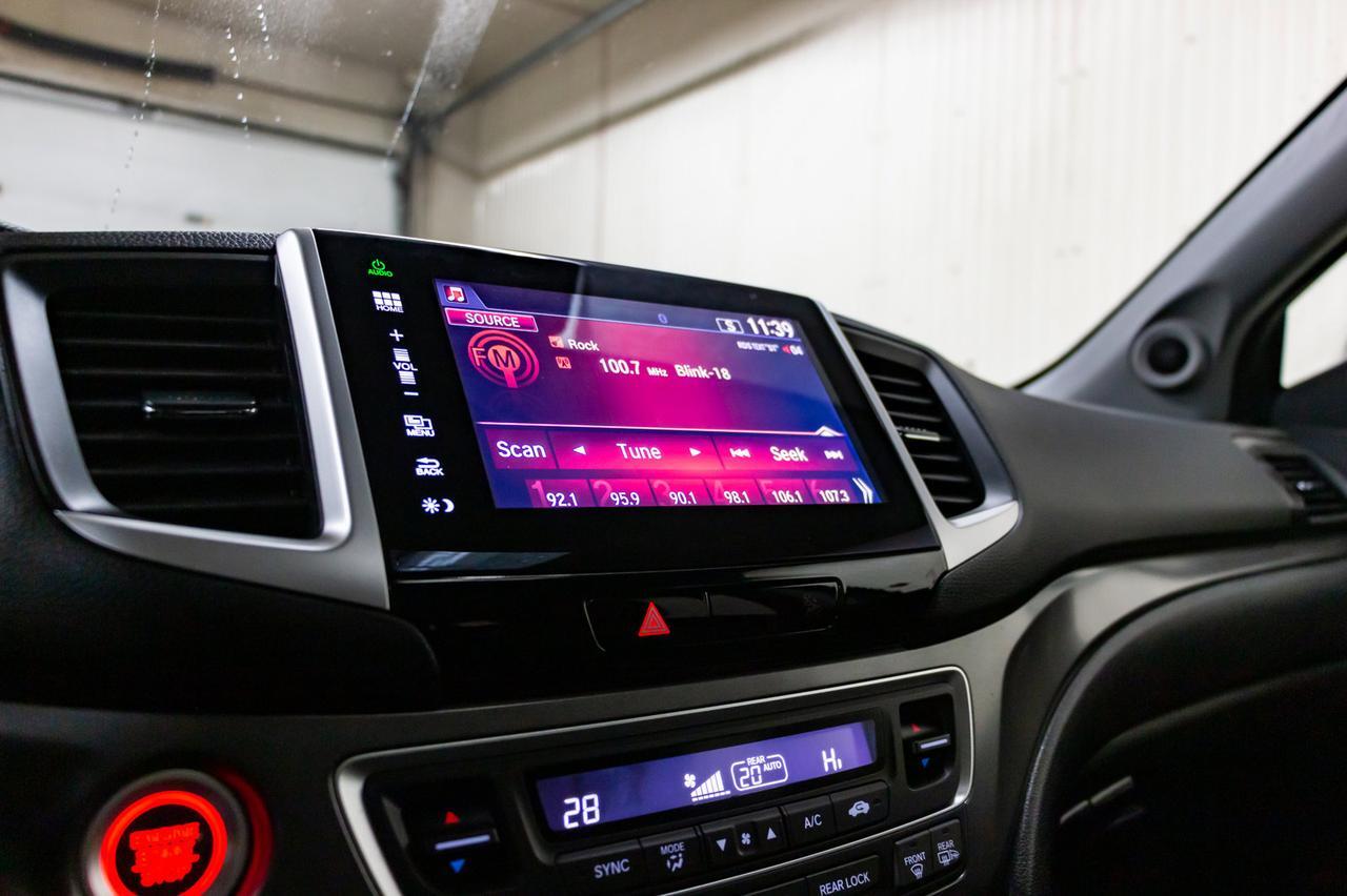 2016 Honda Pilot AWD EX-L Luxury Leather Roof BCam Red Deer AB