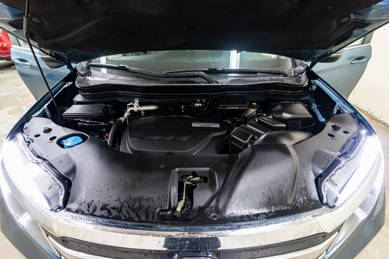 2016 Honda Pilot AWD EX-L Luxury Leather Roof BCam Red Deer AB