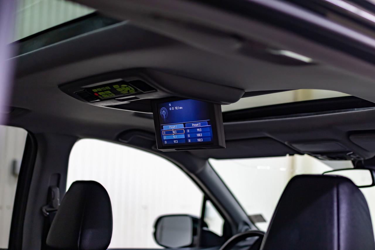 2016 Honda Pilot AWD Touring Leather Roof Nav TV BCam Red Deer AB