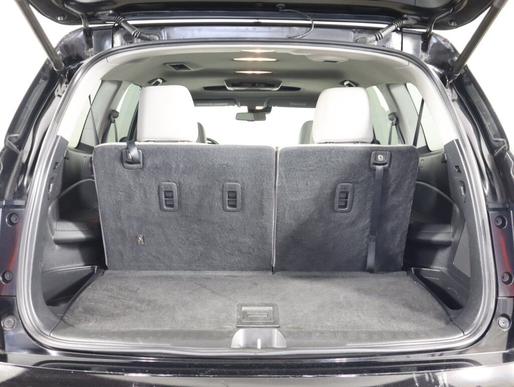 2016 Honda Pilot AWD Touring w/Rear Entertainment/Nav Maumee OH