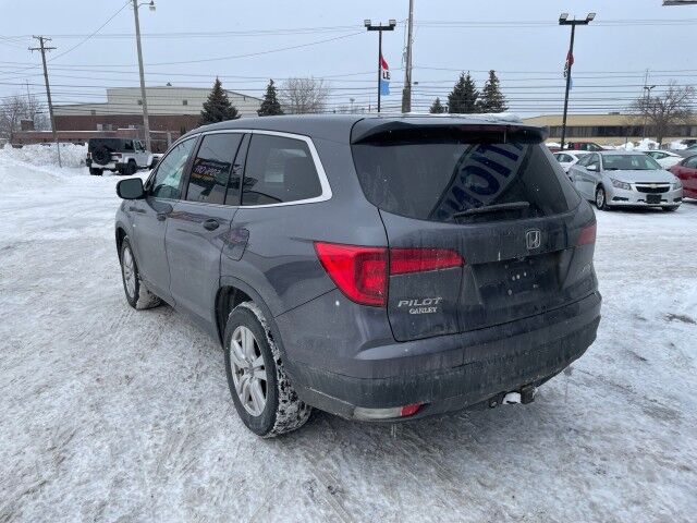 2016 Honda Pilot LX