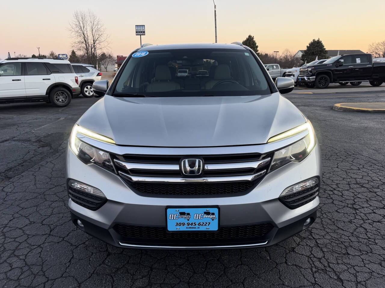 2016 Honda Pilot Touring AWD 4dr SUV Eldridge IA