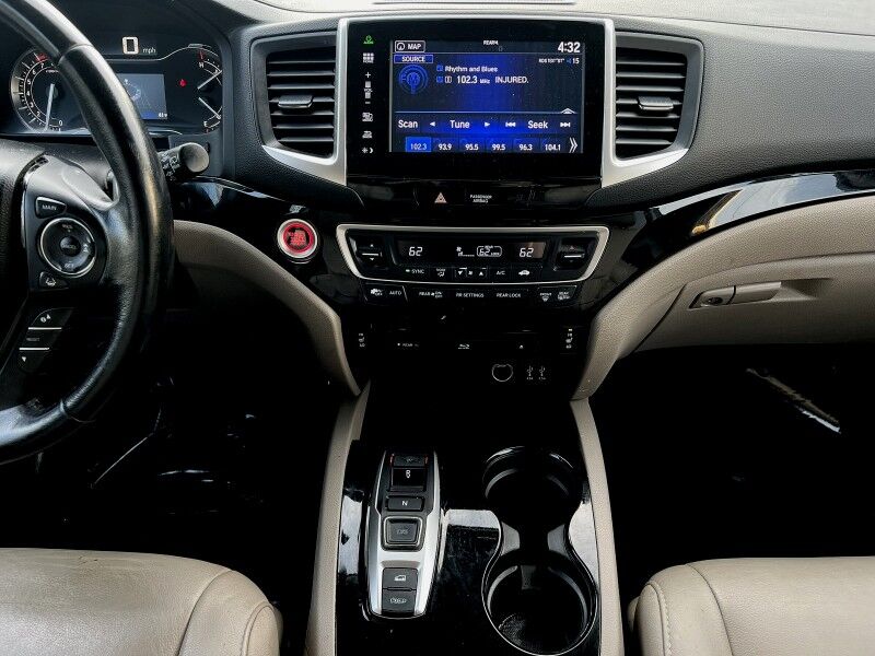 2016 Honda Pilot Touring AWD w/ RES & Navi Arlington VA