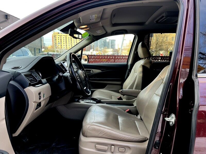 2016 Honda Pilot Touring AWD w/ RES & Navi Arlington VA