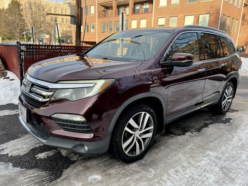 2016 Honda Pilot Touring AWD with RES & Navi Arlington VA