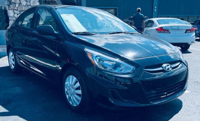 2016 Hyundai Accent- SAR SE 4-Door 6A