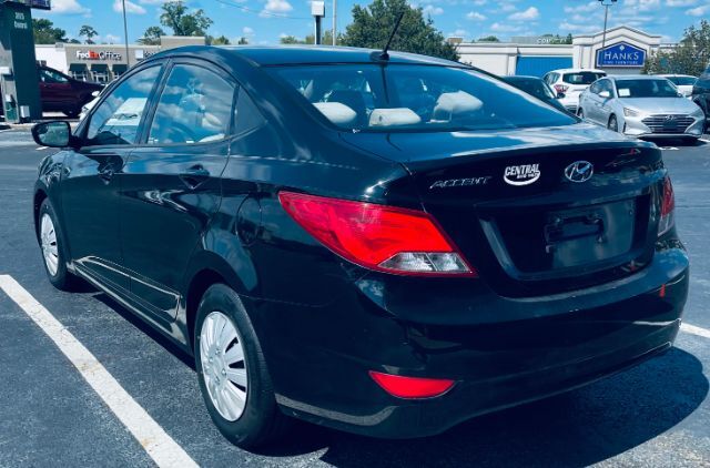 2016 Hyundai Accent- SAR SE 4-Door 6A