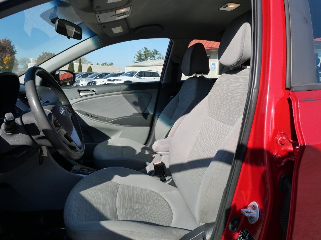 2016 Hyundai Accent SE Mt Pleasant MI
