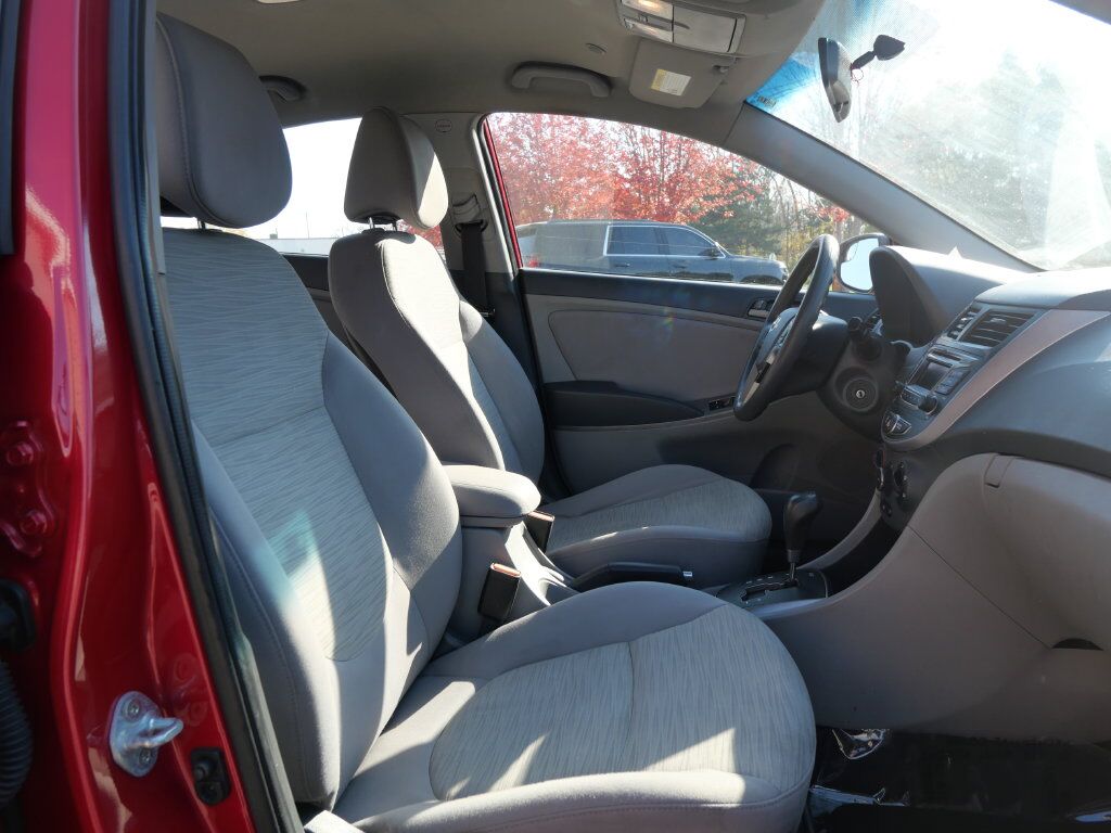 2016 Hyundai Accent SE Mt Pleasant MI