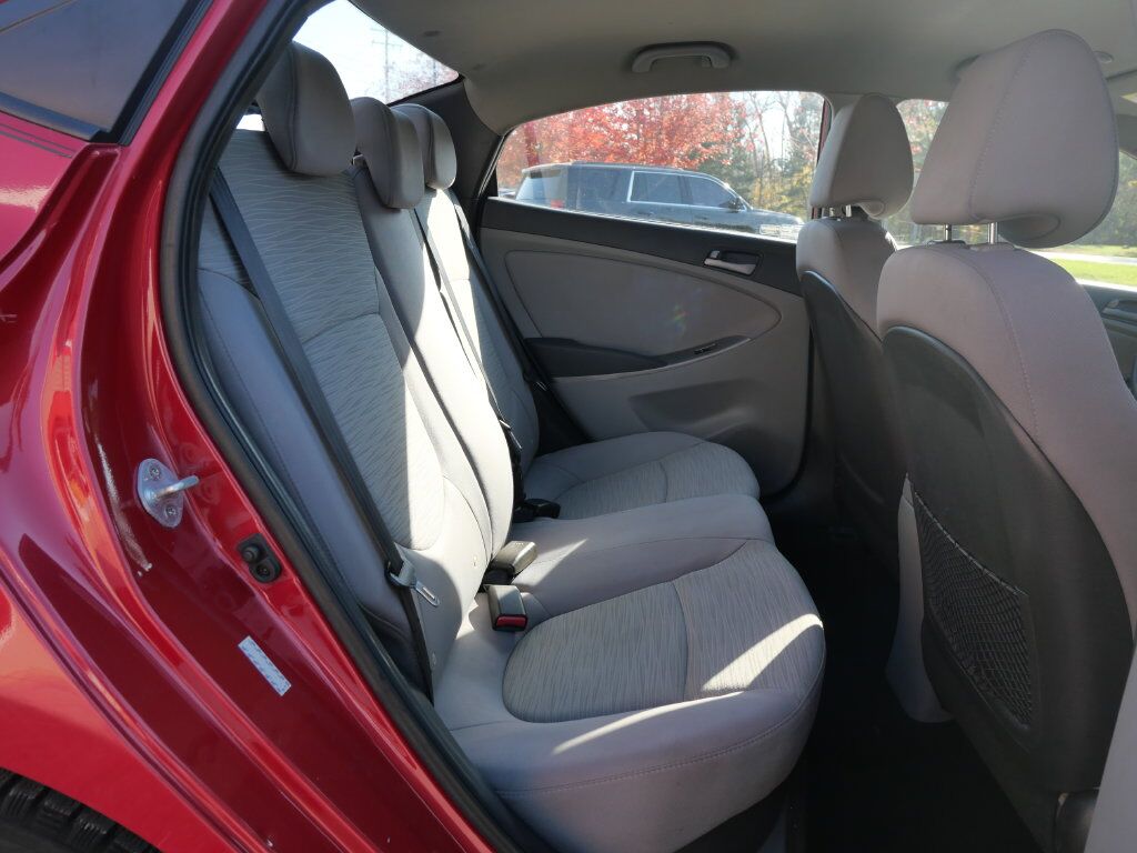 2016 Hyundai Accent SE Mt Pleasant MI