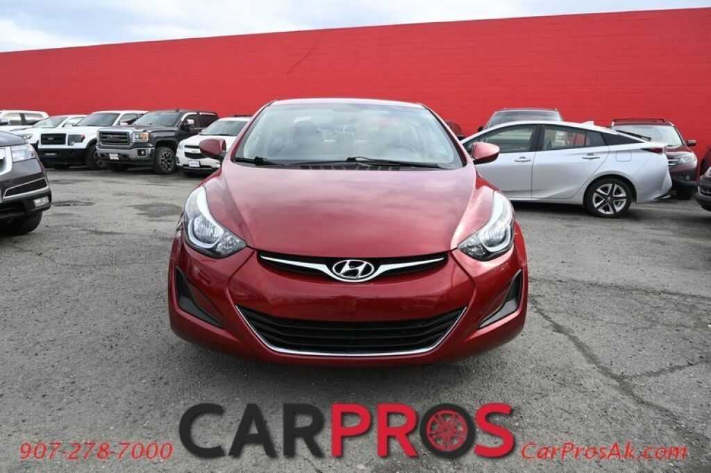 2016 Hyundai Elantra SE - Automatic - Power Windows, Mirrors & Door Locks - Keyless Entry - Cruise Control - AM/FM/CD - Air Conditioner - Low Miles - 38MPG